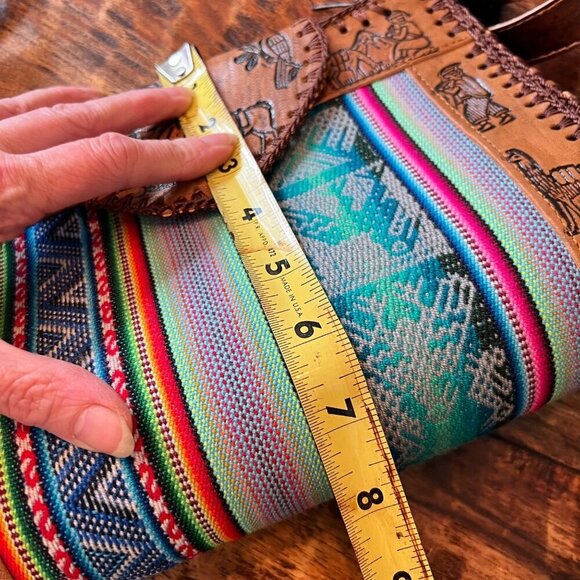 Peruvian Handmade Souvenir Shoulder Bag - Picture 9 of 12